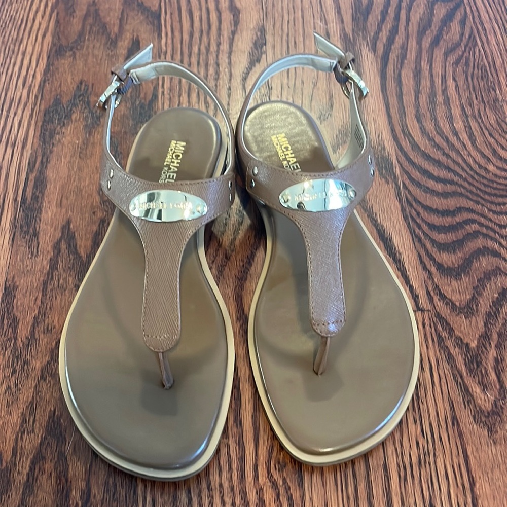 Michael Michael Kors Womens MK Plate Thong